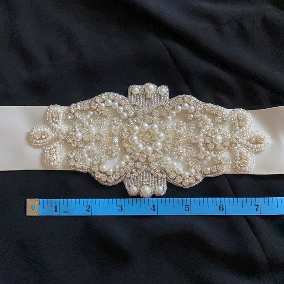 David’s Bridal Pearl and Rhinestone Ivory Sash main image 9
